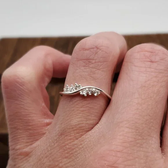 Size 7.25 925 Sterling Silver Odd Double Sided Style CZ Ring - Picture 2 of 6